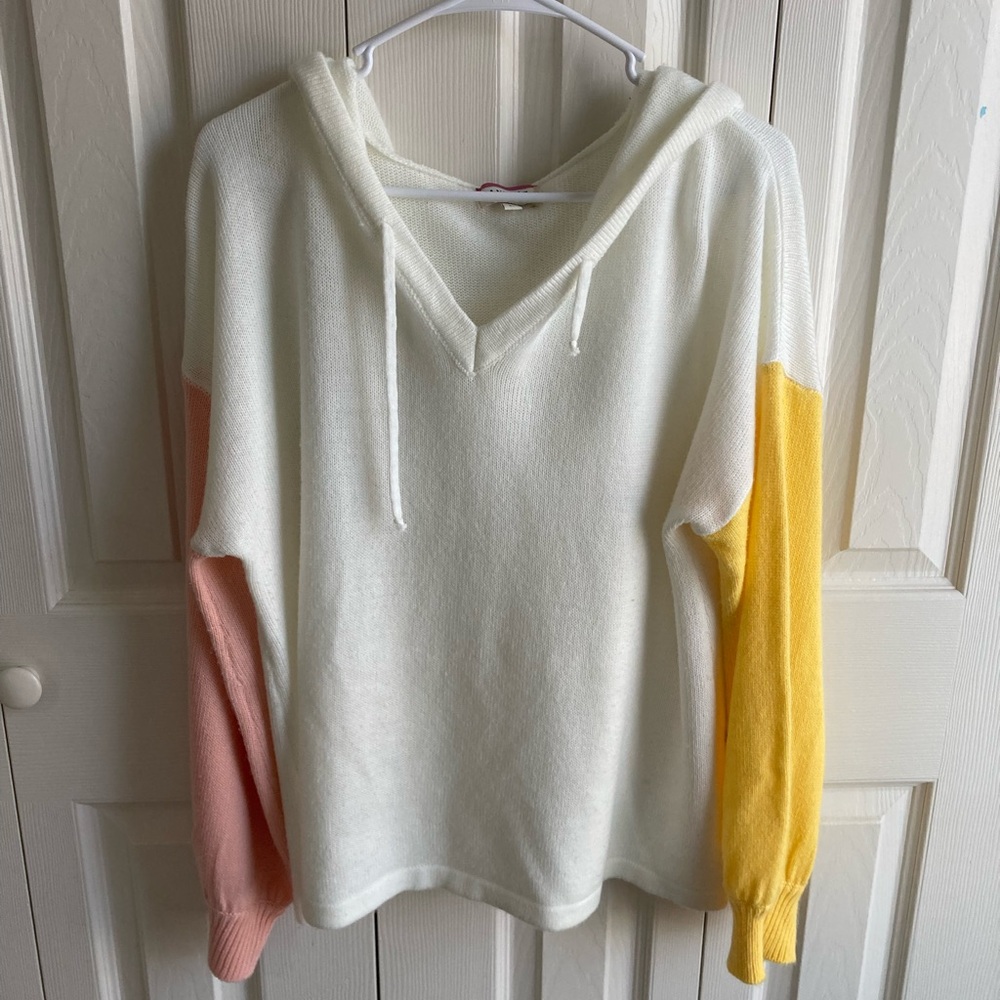 Color block knit hoodie
